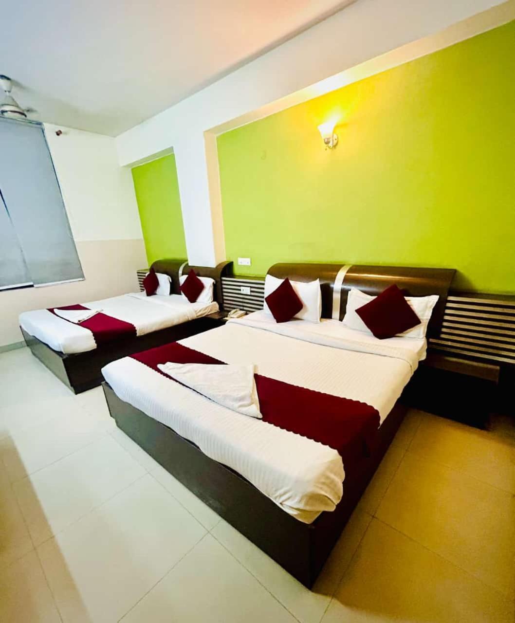 Hotel Airport City New Delhi Exterior photo